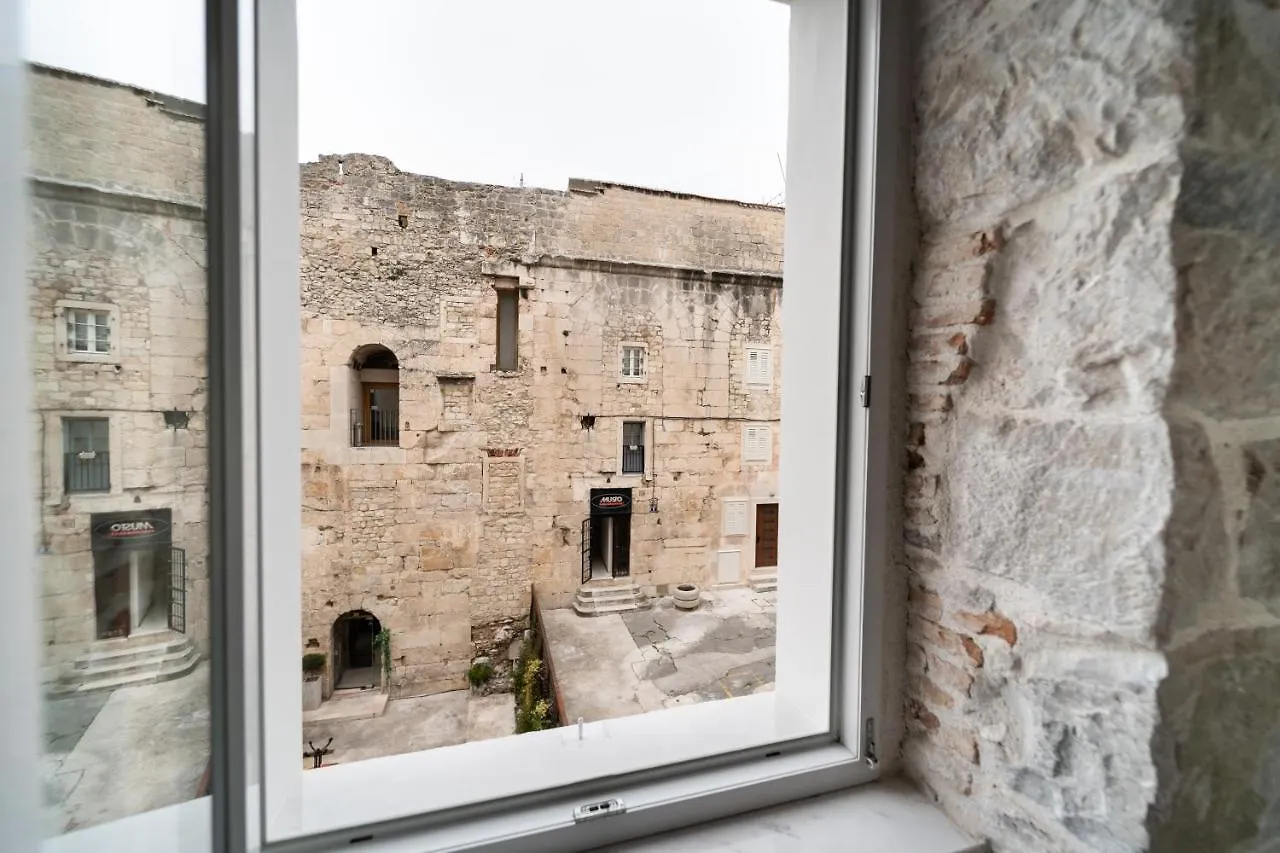 Tifani Luxury Rooms 2 Split Croatia