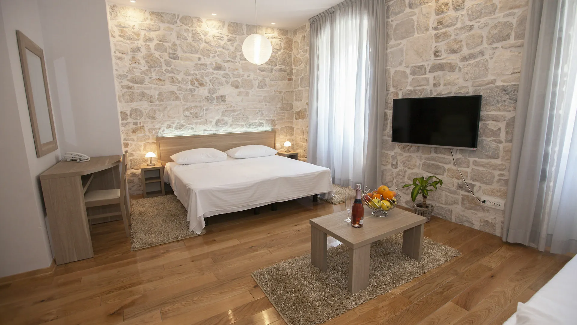 Apartment Tifani Luxury Rooms 2 Split
