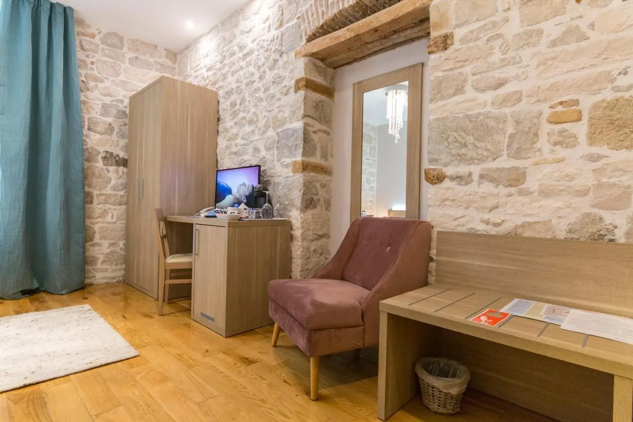 Tifani Luxury Rooms 2 Split