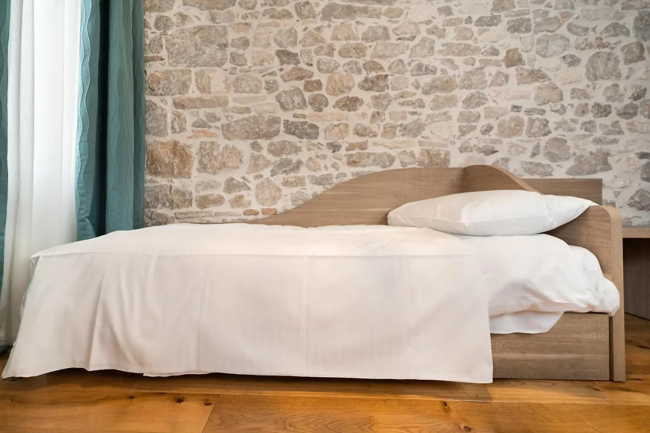 Apartment Tifani Luxury Rooms 2 Split