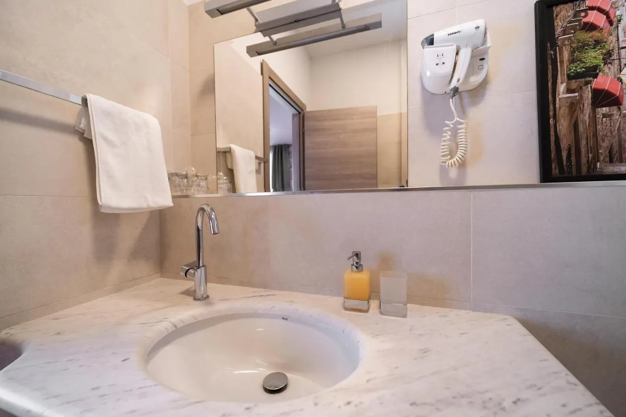 Tifani Luxury Rooms 2 Split Croatia