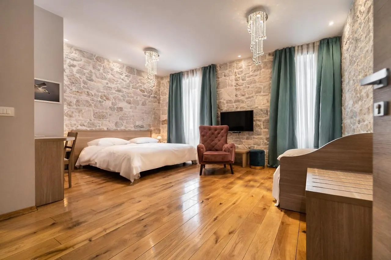 Tifani Luxury Rooms 2 Split